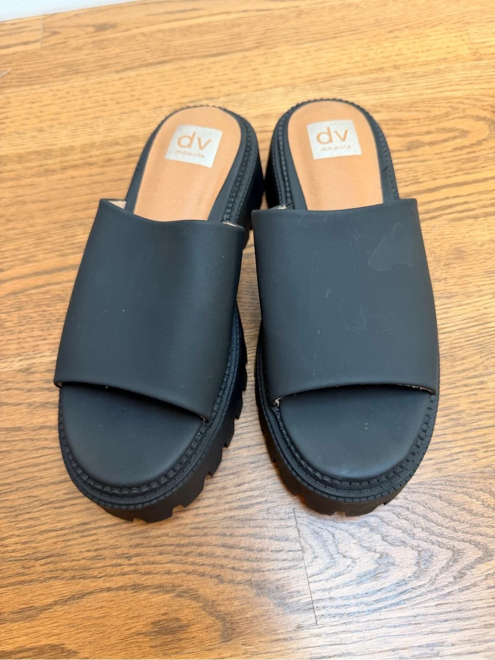 dv by Dolce Vita Black Platform Slide Sandals size 8